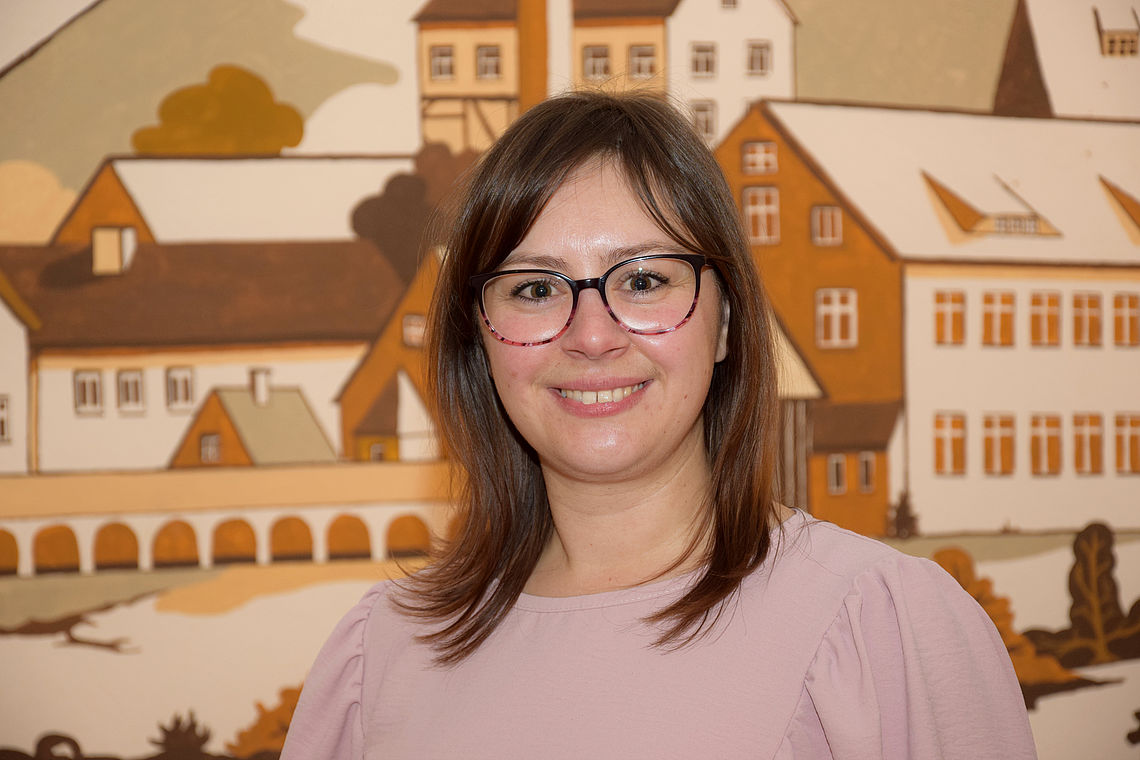 Frau Katja Paul