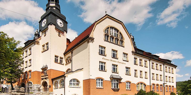 Jubiläum - 100 Jahre Gymnasium auf dem Zeller Berg